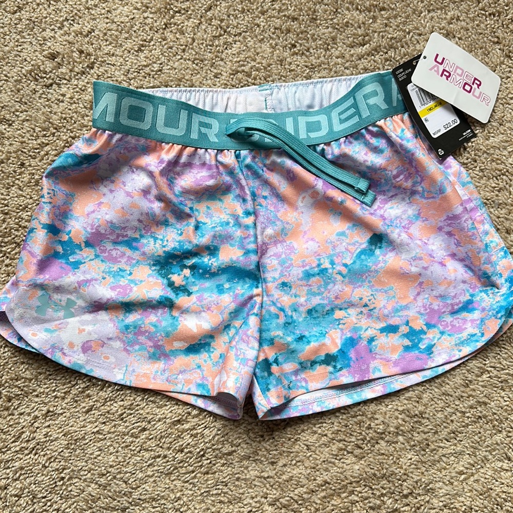 NWT Girls Under Armour Shorts Youth Medium